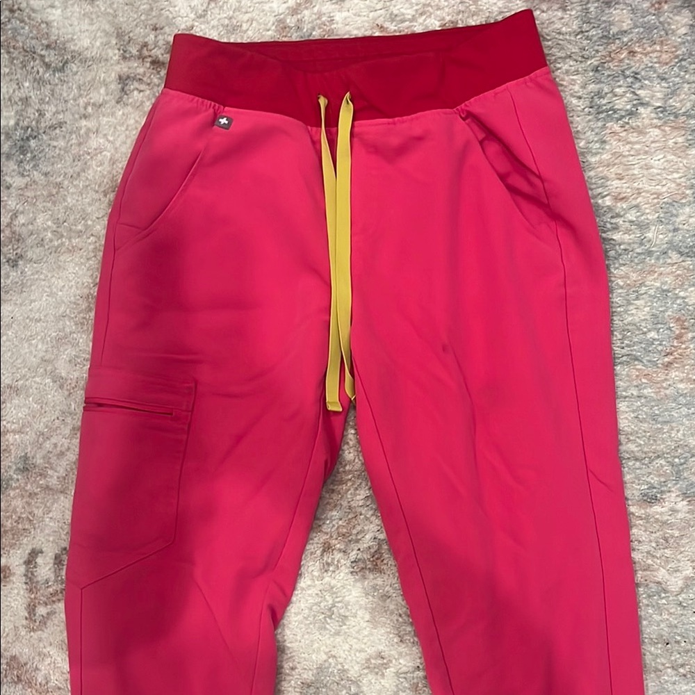 FIGS Scrub Joggers
